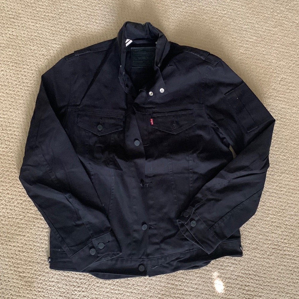 Men's Black Levi's Trucker Jacket L